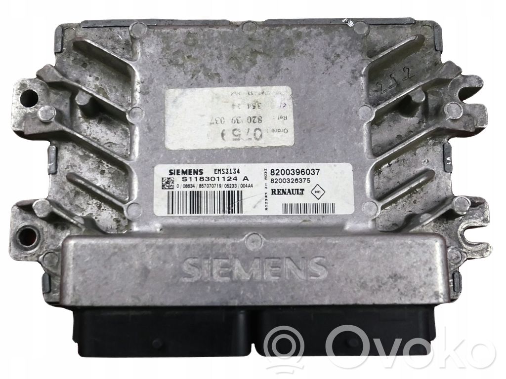 Renault Kangoo I Engine control unit/module 