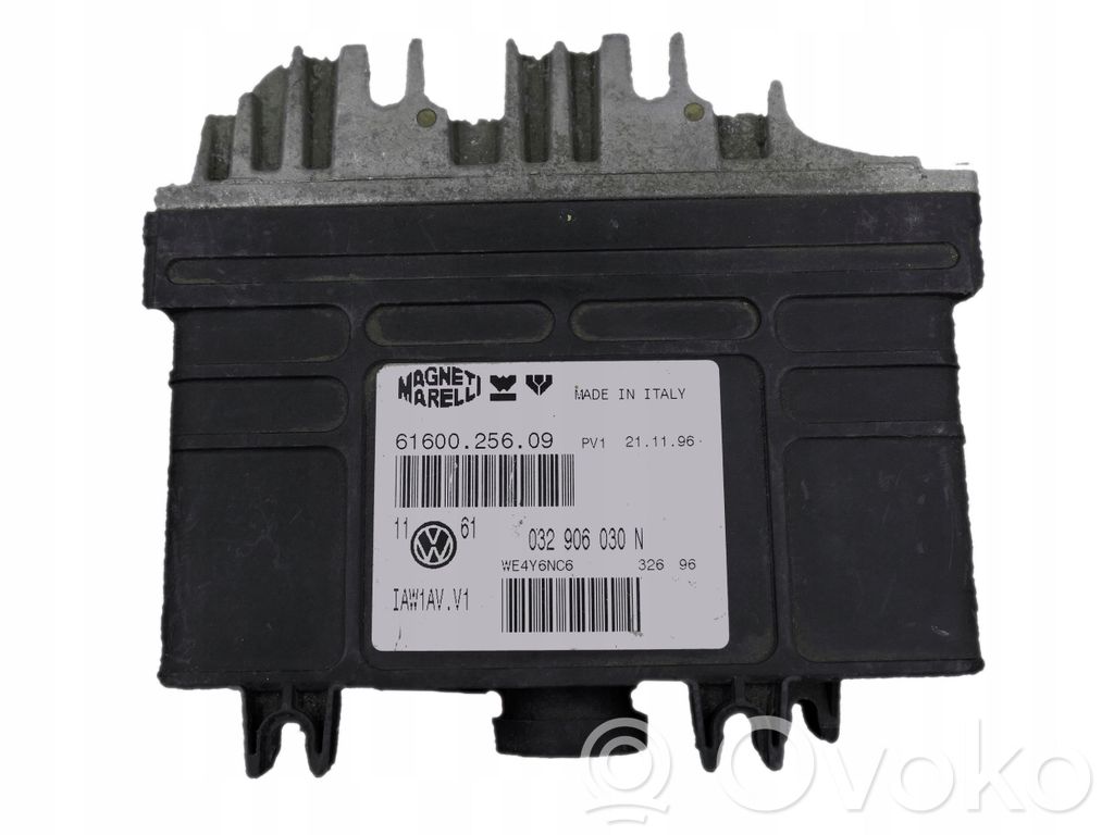 Volkswagen Golf III Unidad de control/módulo del motor 