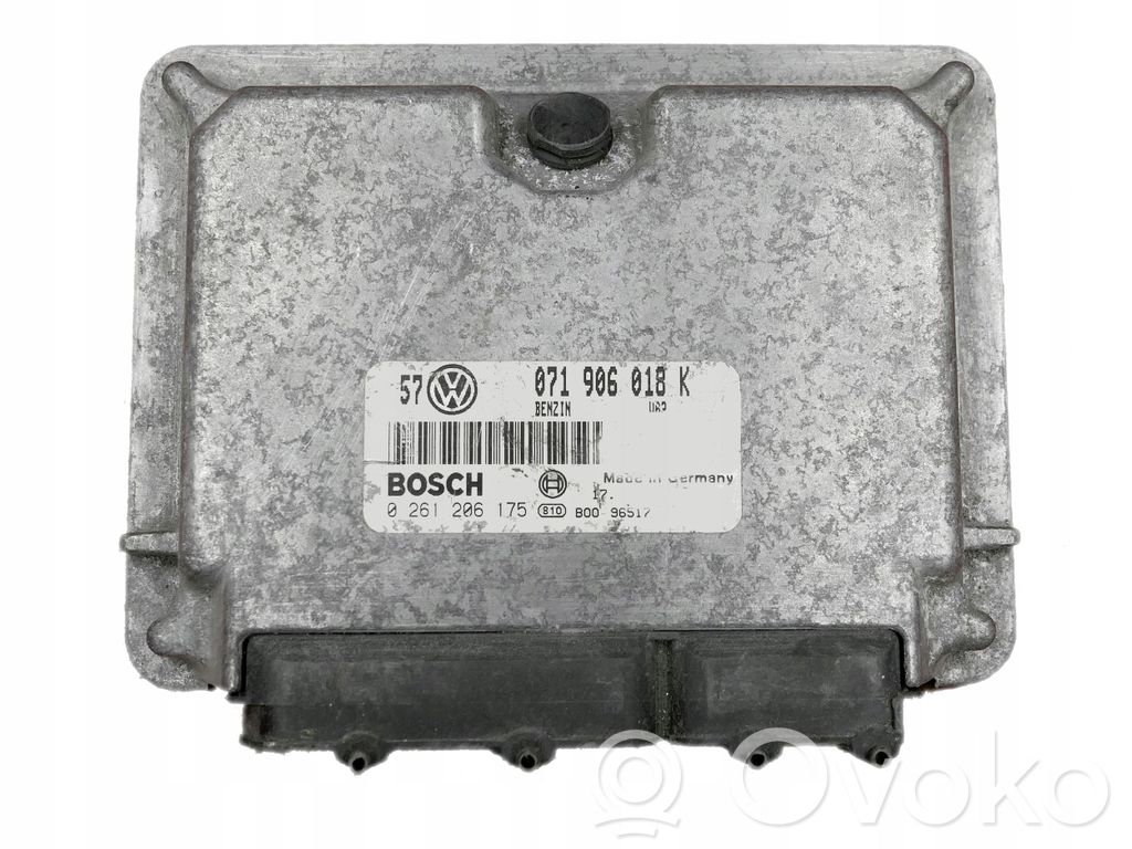 Engine control unit/module   071906018K,0261206175