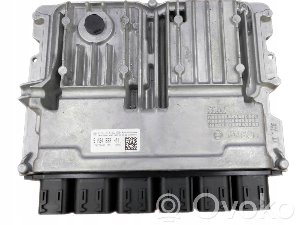 BMW 1 F40 Engine control unit/module 