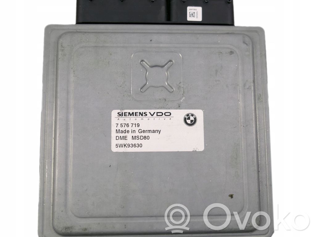 BMW 5 E60 E61 Engine control unit/module 