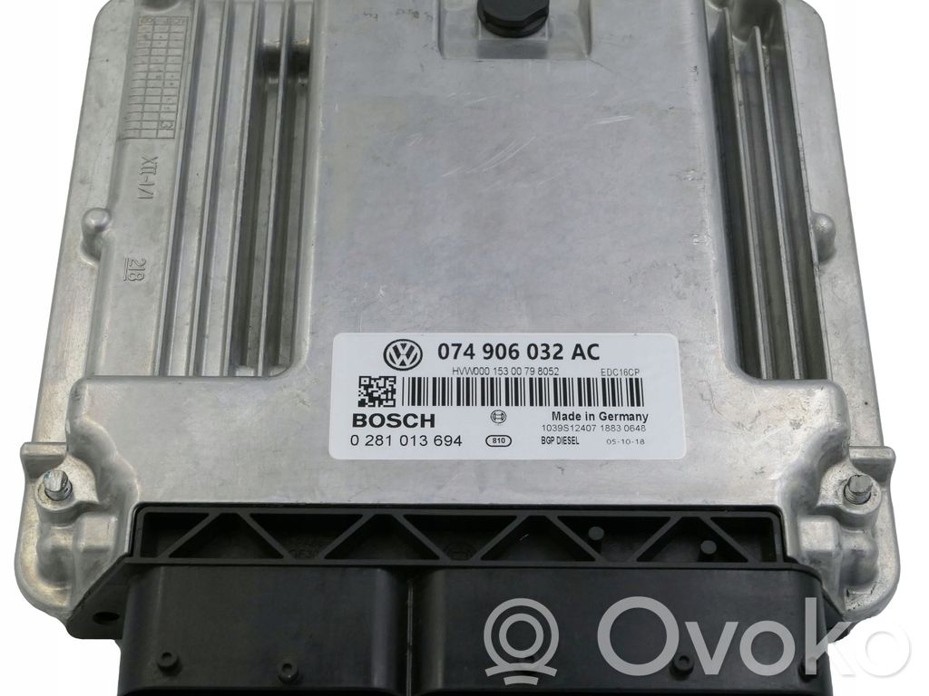 Volkswagen Crafter Engine control unit/module 