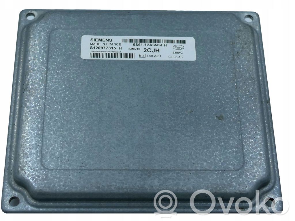 Ford Focus Engine control unit/module 