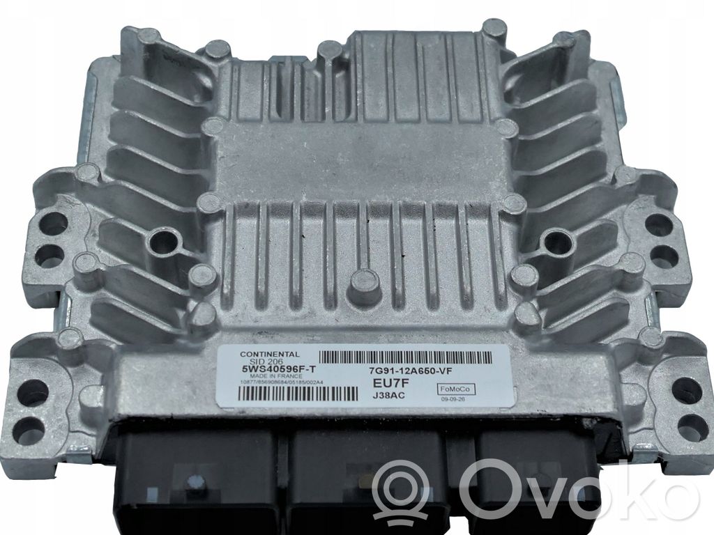 Ford Focus Engine control unit/module 