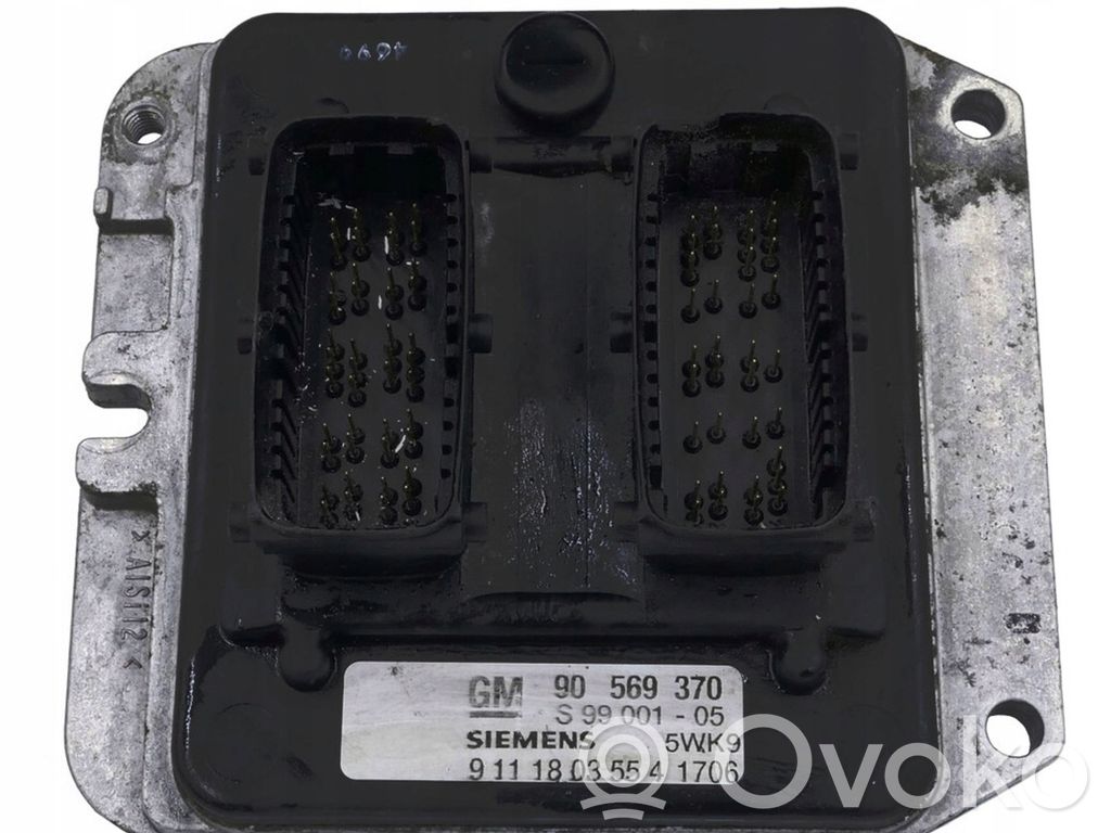 Opel Vectra B Engine control unit/module 