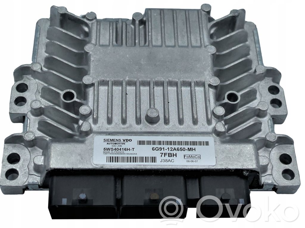 Ford Focus Engine control unit/module 