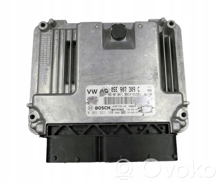 Audi Q3 F3 Engine control unit/module 