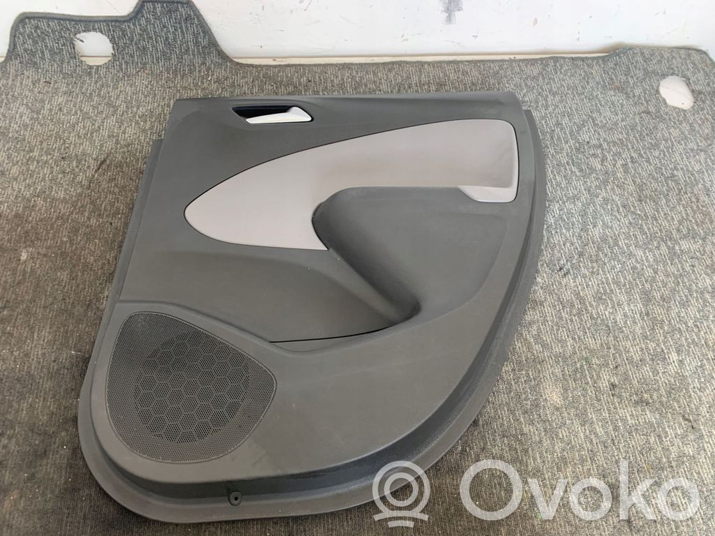 Opel Crossland X Boczki / Poszycie drzwi tylnych 