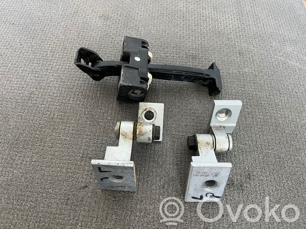 BMW 1 F20 F21 Balama superioară ușă față 