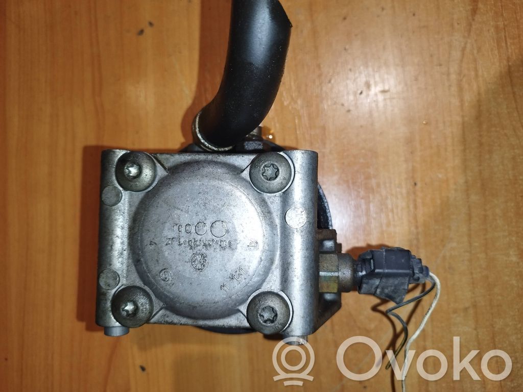 Ford Focus Power steering pump 