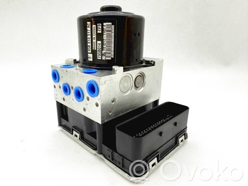 Porsche Macan (95B) ABS Pump 