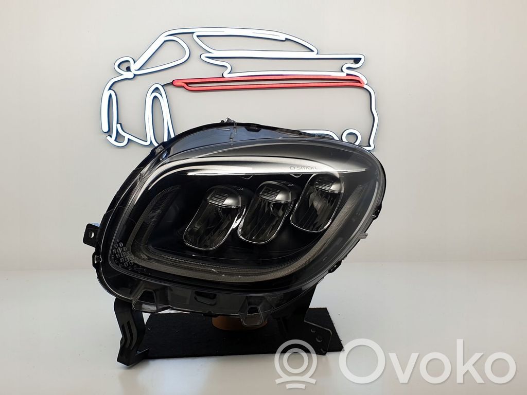 Smart ForFour II W453 Lampa przednia 