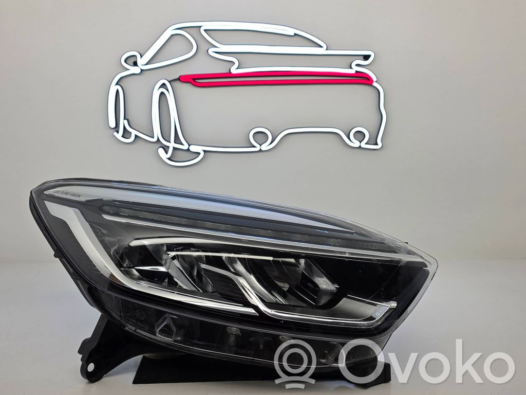Renault Captur Headlight/headlamp 