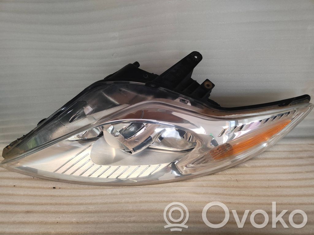 Ford Mondeo MK IV Priekinis žibintas 