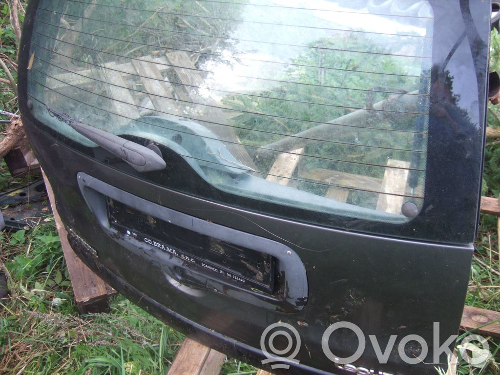 Tailgate/trunk/boot lid