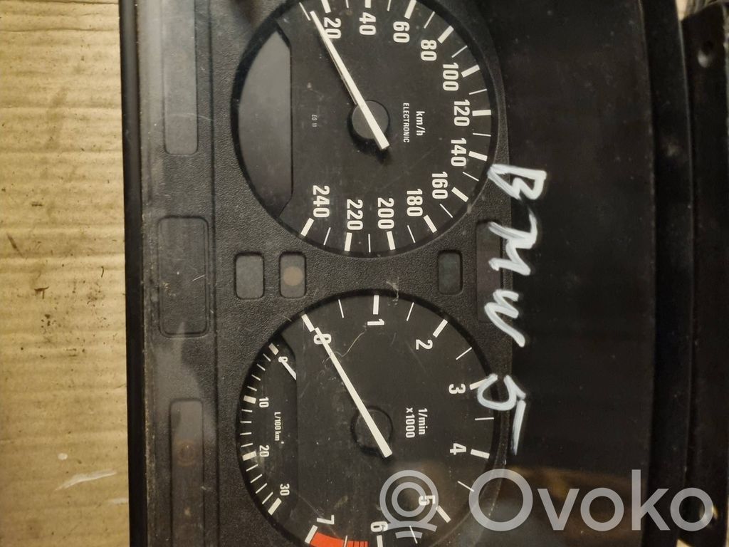 BMW 5 E34 Speedometer (instrument cluster) 
