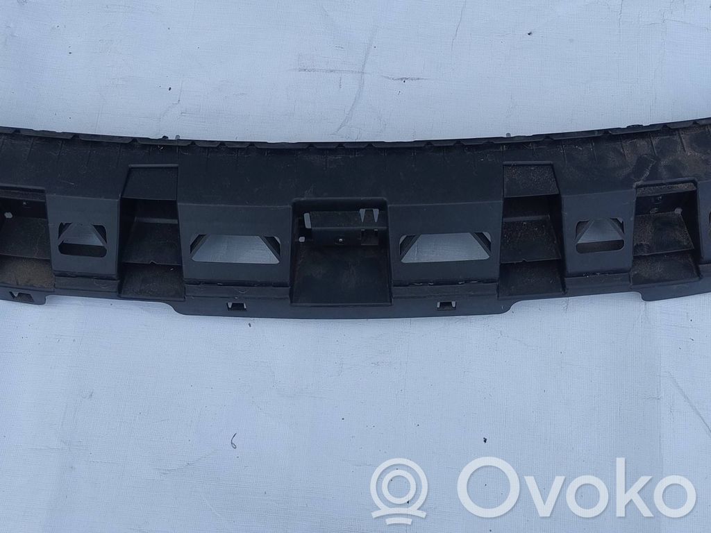 Audi A1 Soporte de montaje del parachoques trasero 
