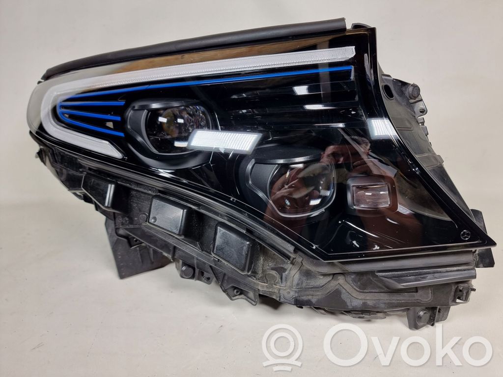 Mercedes-Benz EQC Lampa przednia 