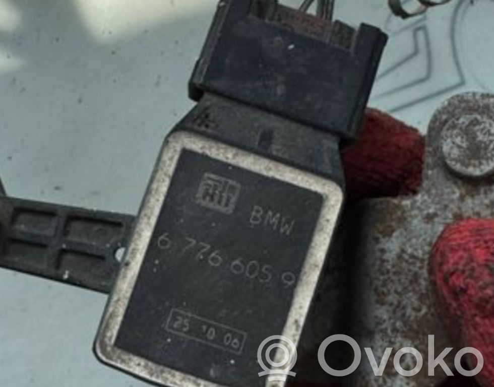 Headlight/headlamp level sensor   6776605,251006