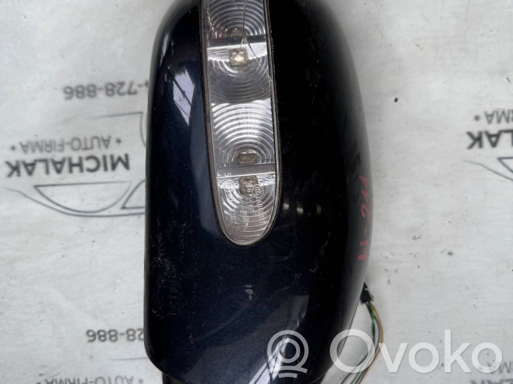 Mercedes-Benz E W211 Front door electric wing mirror 