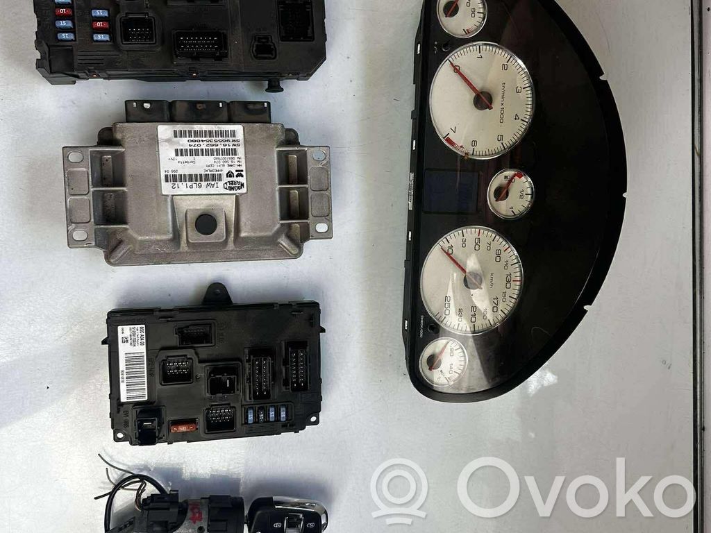 Peugeot 407 Engine control unit/module 