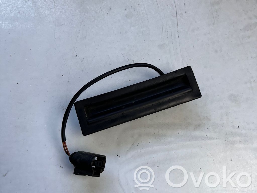 Volkswagen PASSAT B5.5 Tailgate interior release/open handle 