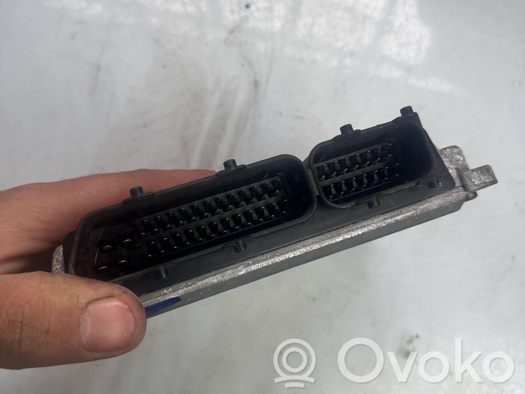 Volkswagen New Beetle Engine control unit/module 