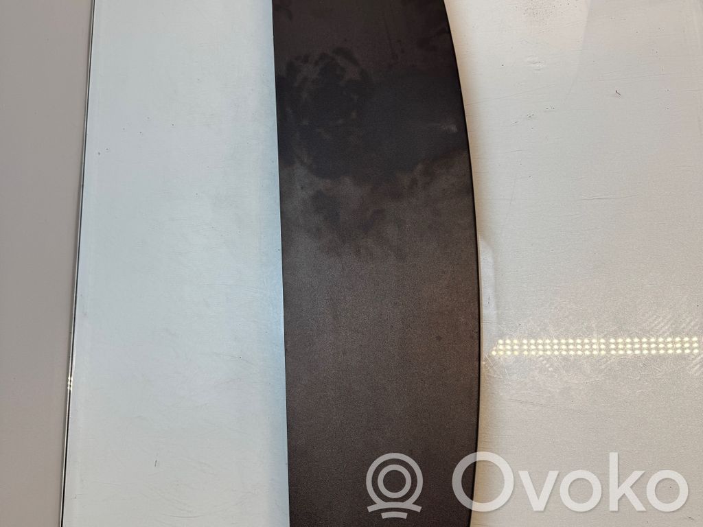 Tailgate/trunk spoiler   0ZM46TRMAA