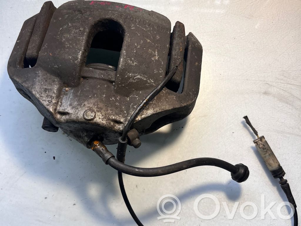 Front brake caliper   7272