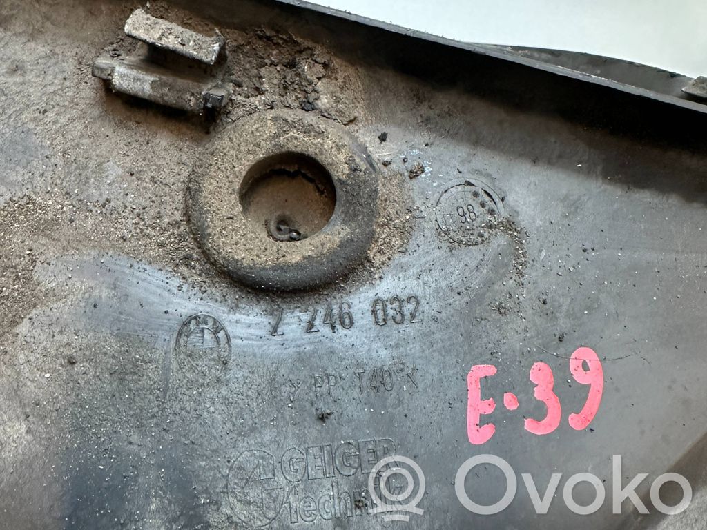 BMW 5 E39 Starpdzesētāja radiators 