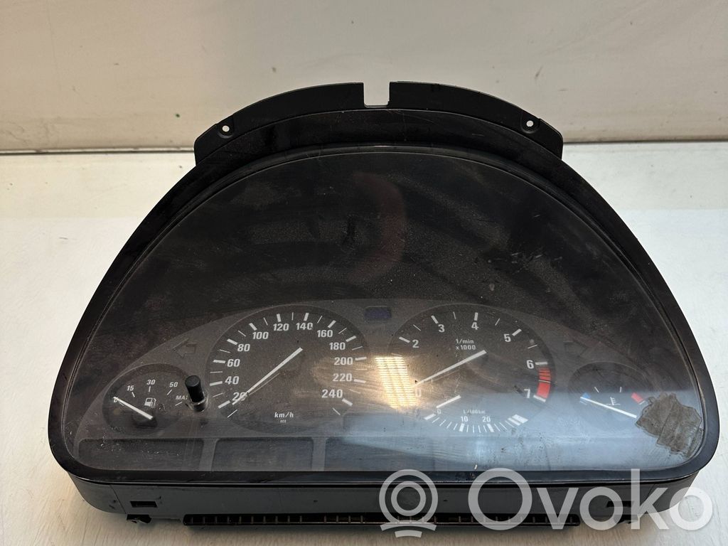 BMW 5 E39 Nopeusmittari (mittaristo) 