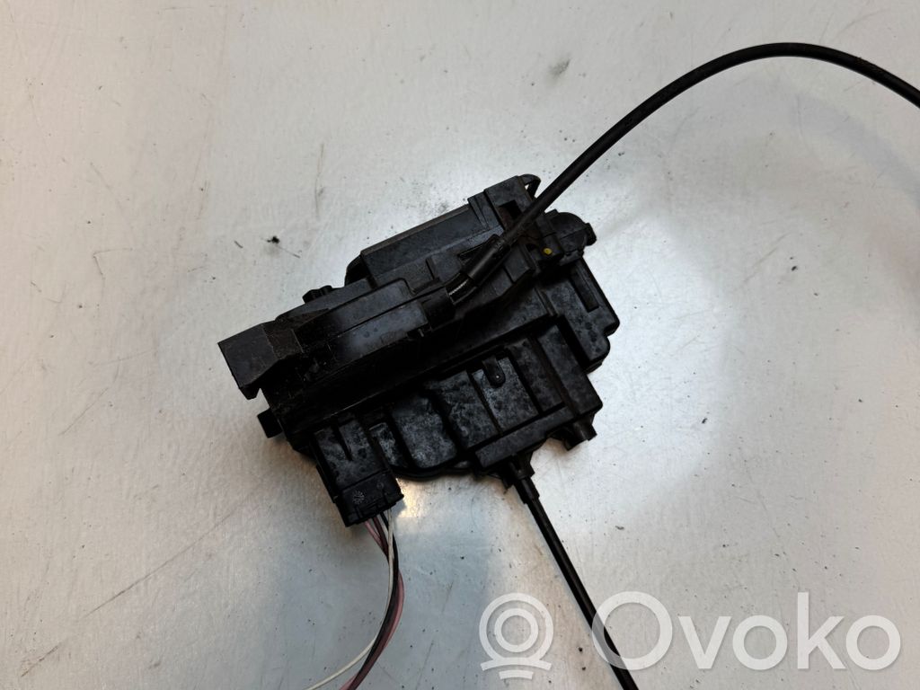 Renault Clio III Zamek drzwi przednich 