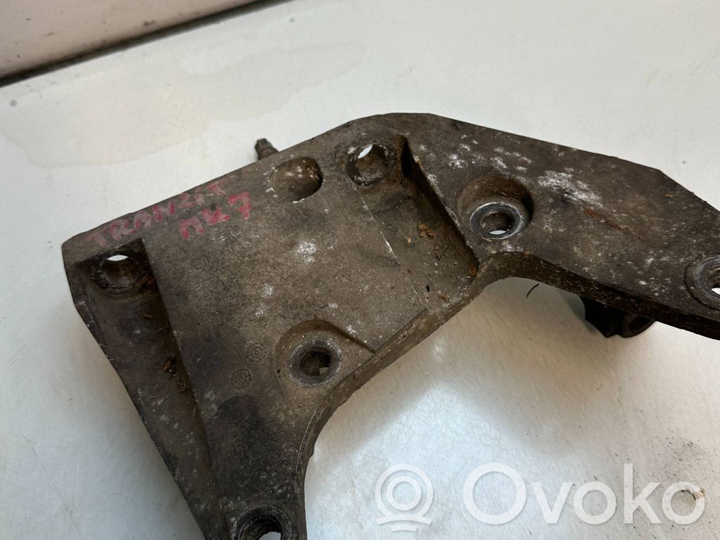 Ford Transit Gearbox mounting bracket 