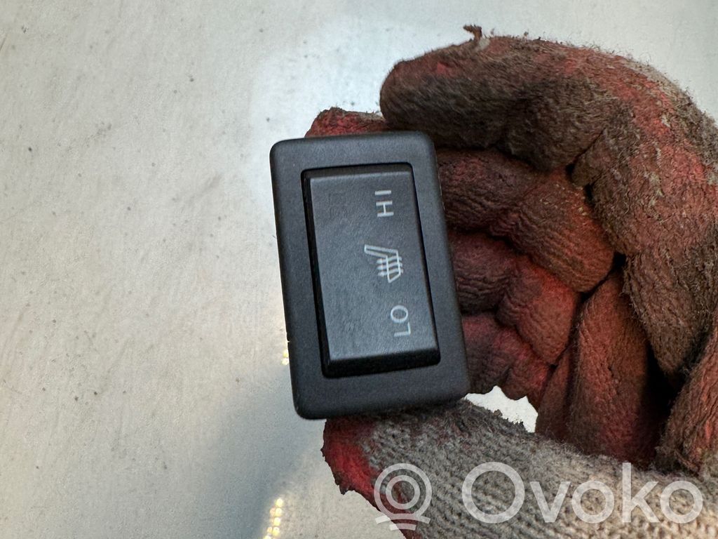 Seat heating switch   GS1D66420