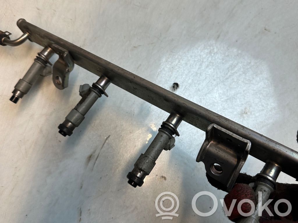 Suzuki Swift I Fuel main line pipe 