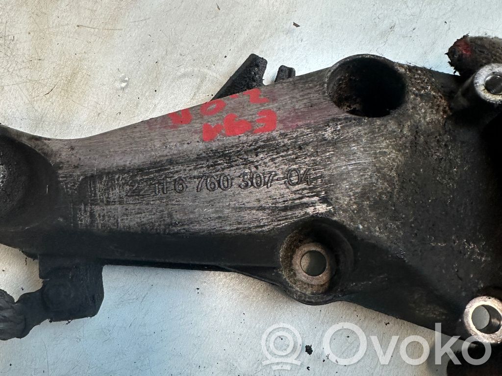 Engine mounting bracket   6760307