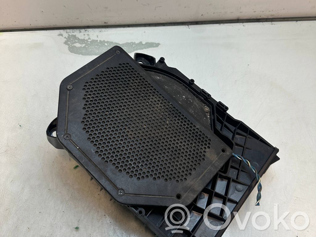 BMW 3 E90 E91 Subwoofer 