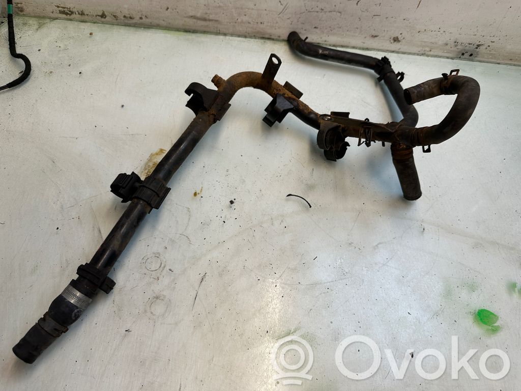 Volkswagen Transporter - Caravelle T4 Engine coolant pipe/hose 