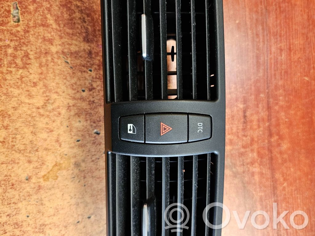 BMW 1 E81 E87 Luftausströmer Lüftungsdüse Luftdüse seitlich 