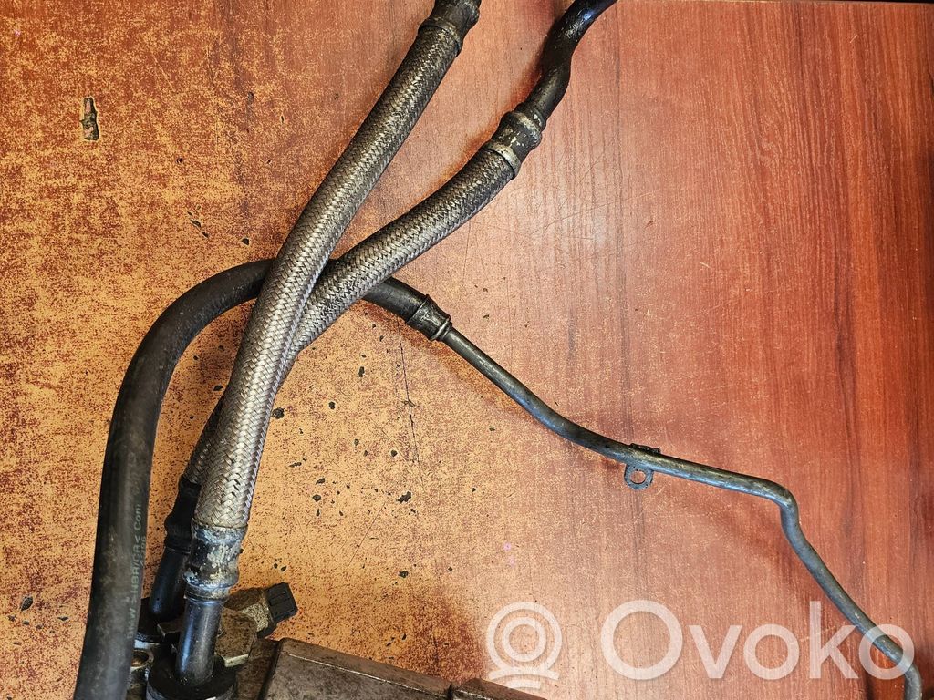 Oil filter mounting bracket   1742920