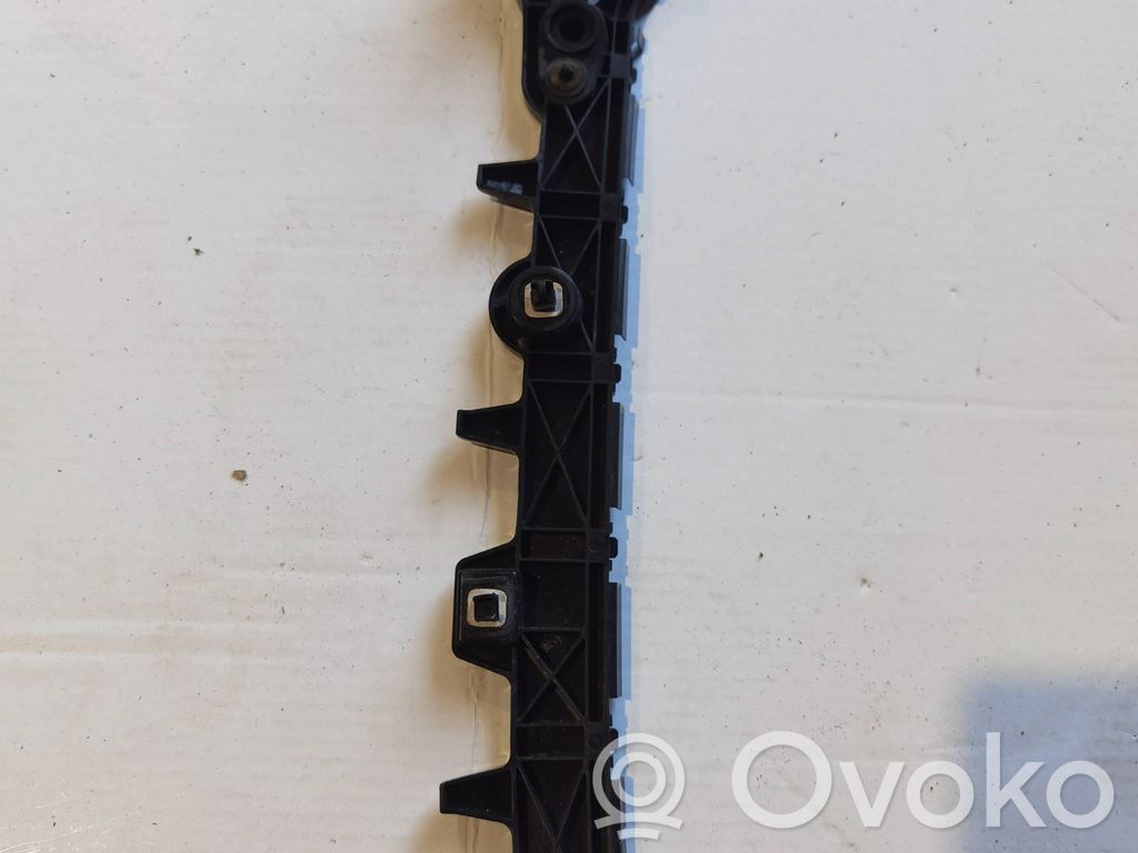 Rear bumper mounting bracket   GHP9502H1,K4150
