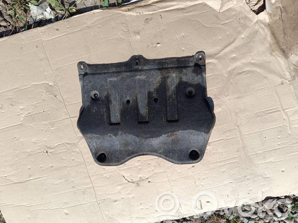 Ford Kuga II Engine splash shield/under tray 