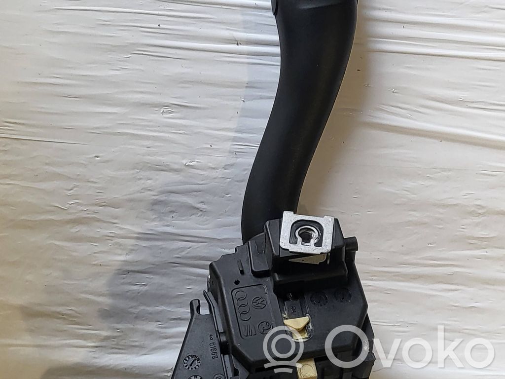 Leva indicatori   8P0953513E,10002271,00227101477661