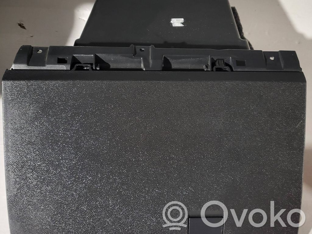 Citroen C4 III e-C4 Glove box 