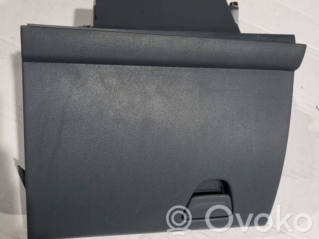 Ford C-MAX II Boite à gants 