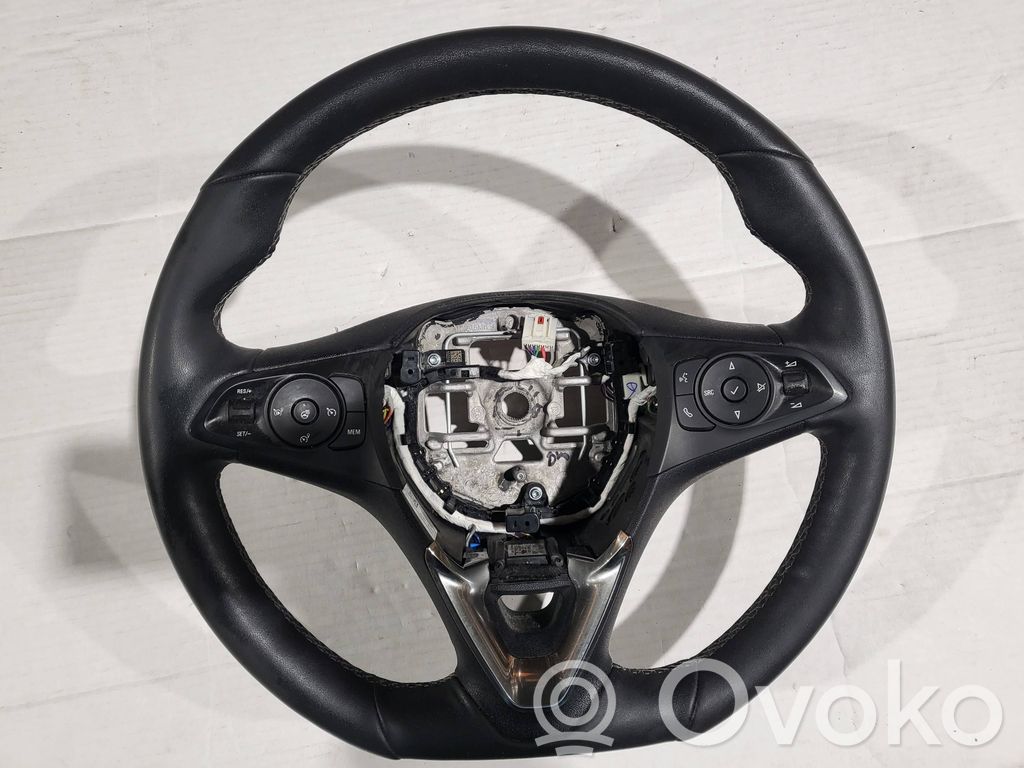 Opel Corsa F Ohjauspyörä 