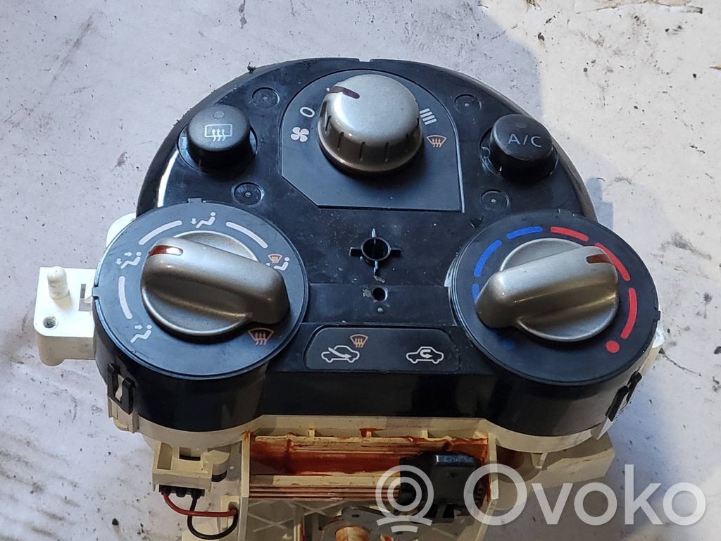 Nissan Note (E12) Climate control unit 