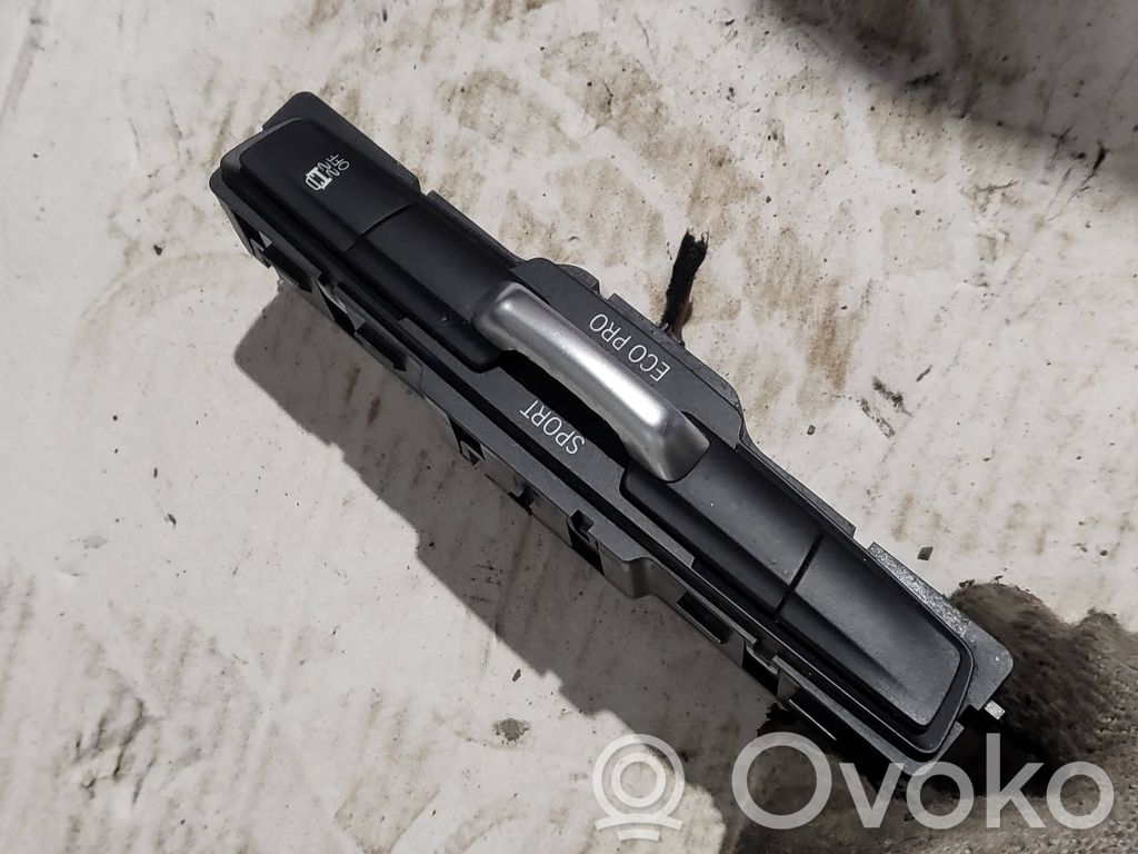 BMW 2 F46 Altri interruttori/pulsanti/cambi 