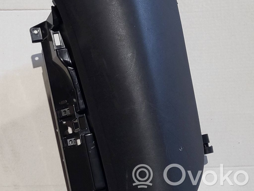 Nissan Note (E12) Glove box 