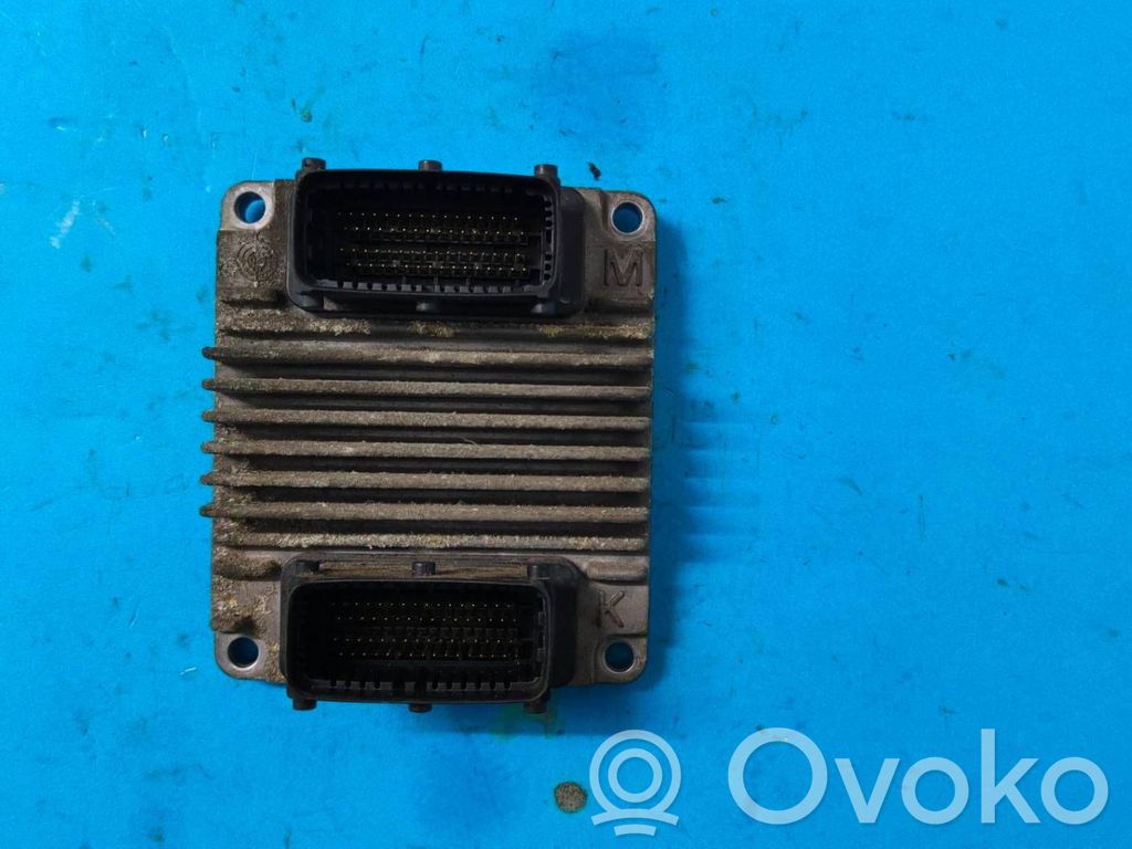 Opel Meriva A Unidad de control/módulo del motor 